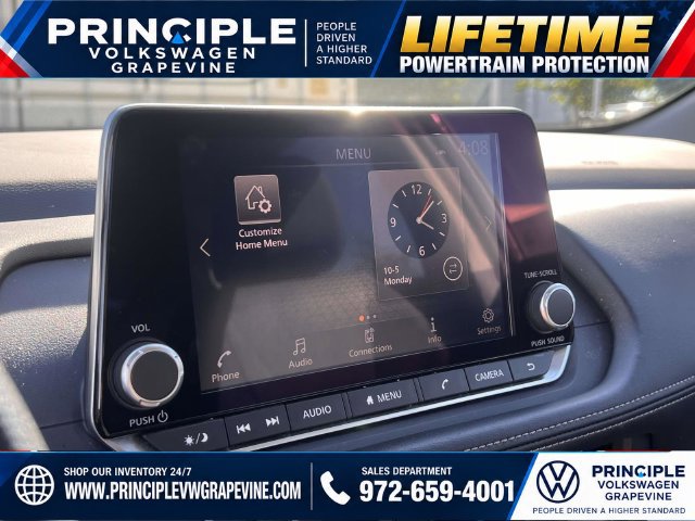Used 2024 Nissan Rogue SV FWD image 19