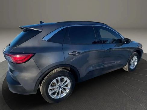 Used 2022 Ford Escape SE w/ Convenience Package AWD/4WD image 4