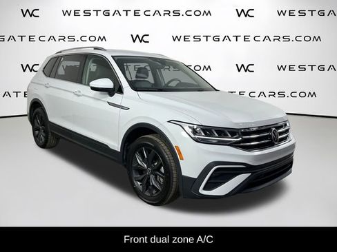 Used 2024 Volkswagen Tiguan SE image 2