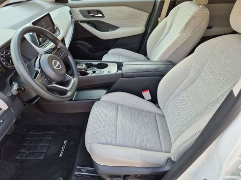 Certified 2023 Nissan Rogue SV FWD image 16