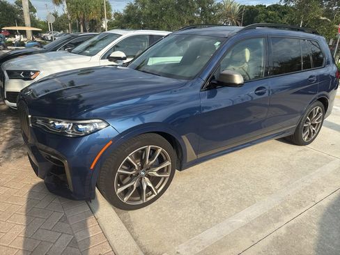 Used 2021 BMW X7 M50i w/ Executive Package AWD/4WD image 2