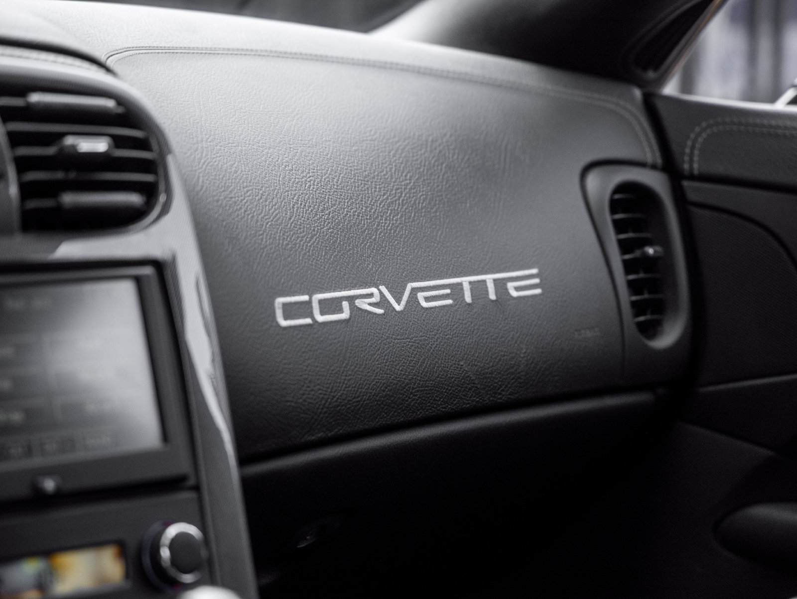 Used 2009 Chevrolet Corvette ZR1 w/ Preferred Equipment Group RWD image 36