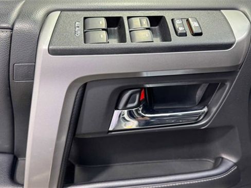 Used 2022 Toyota 4Runner SR5 image 19