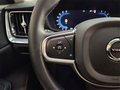 Used 2024 Volvo S60 B5 Core image 28