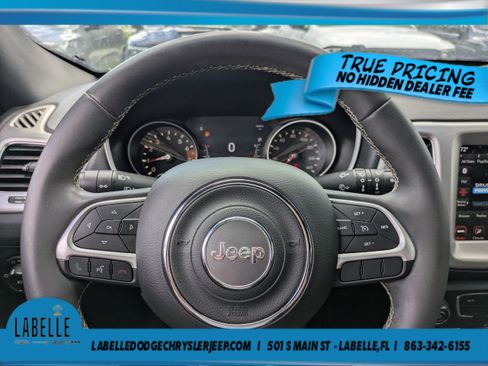 Used 2021 Jeep Compass Latitude FWD image 24