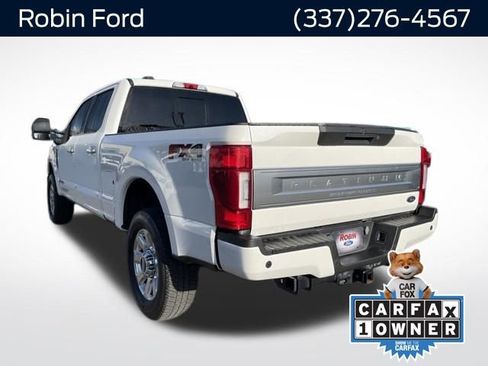 Used 2022 Ford F250 Platinum w/ FX4 Off-Road Package image 3