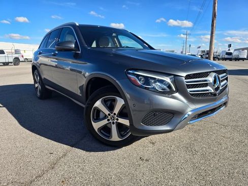 Used 2018 Mercedes-Benz GLC 300 4MATIC image 1