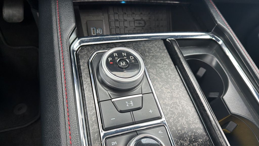 Used 2023 Ford Expedition Limited AWD/4WD image 26