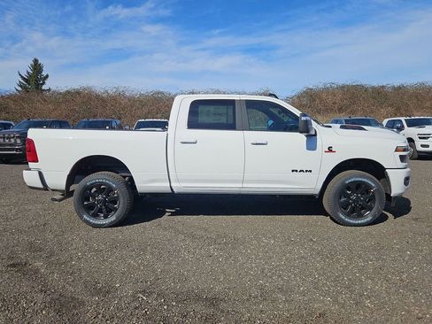 New 2026 RAM 2500 Laramie w/ Night Edition AWD/4WD image 8
