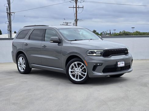 Used 2022 Dodge Durango GT RWD image 1
