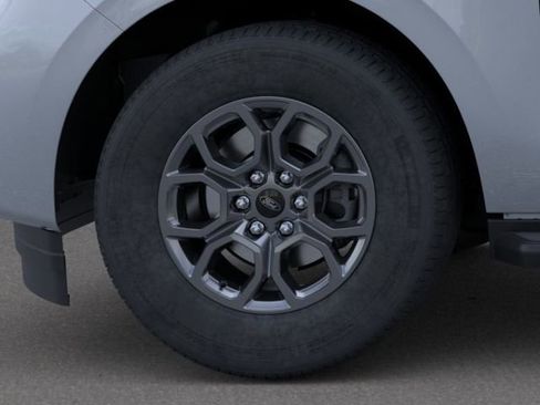 New 2025 Ford Expedition Active AWD/4WD image 19