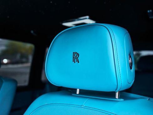 Used 2025 Rolls-Royce Cullinan Black Badge image 52