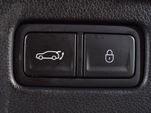 Used 2024 Genesis GV70 3.5T Sport w/ Sport Prestige Package image 5