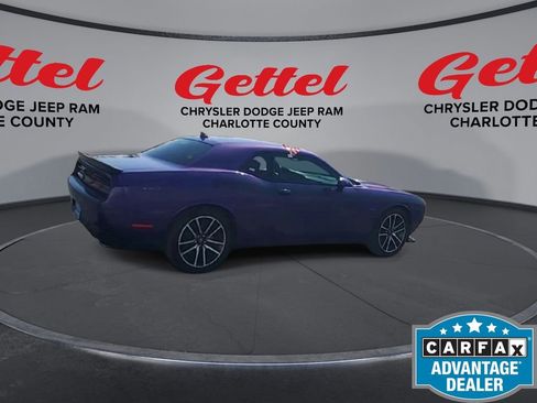 Used 2023 Dodge Challenger R/T w/ Plus Package image 8