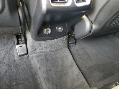 Used 2023 Kia Sorento LX image 17