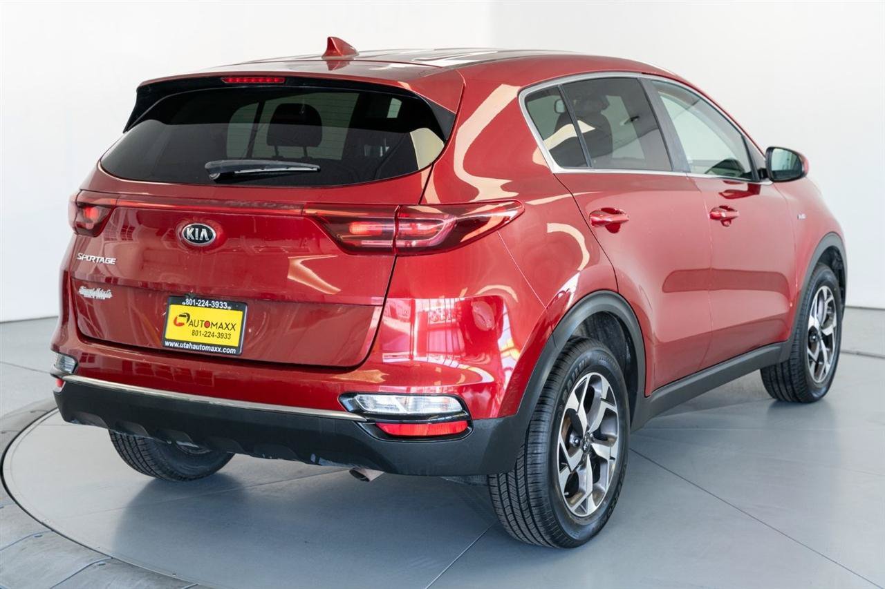 Used 2020 Kia Sportage LX AWD/4WD image 8