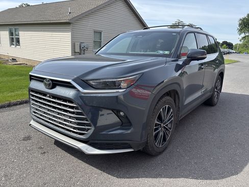 Certified 2024 Toyota Grand Highlander AWD Hybrid image 7