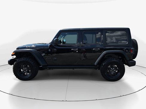 Used 2025 Jeep Wrangler Unlimited Sport AWD/4WD image 6