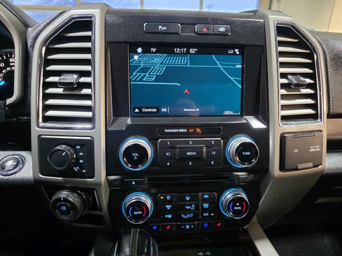 Used 2016 Ford F150 Lariat w/ Equipment Group 502A Luxury image 29