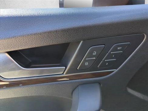 Used 2018 Audi Q5 2.0T Premium Plus w/ Premium Plus Package AWD/4WD image 29