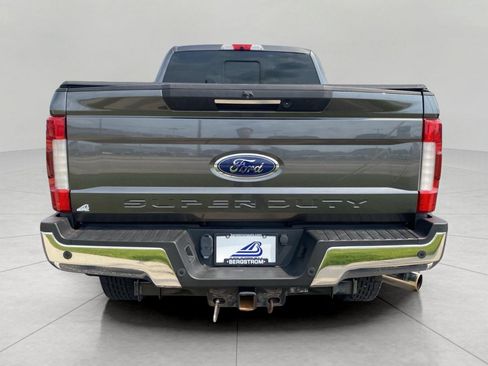 Used 2019 Ford F250 Lariat w/ Lariat Ultimate Package AWD/4WD image 10