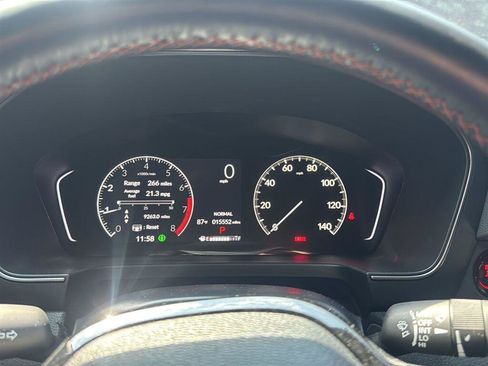 Used 2023 Honda Pilot TrailSport image 3