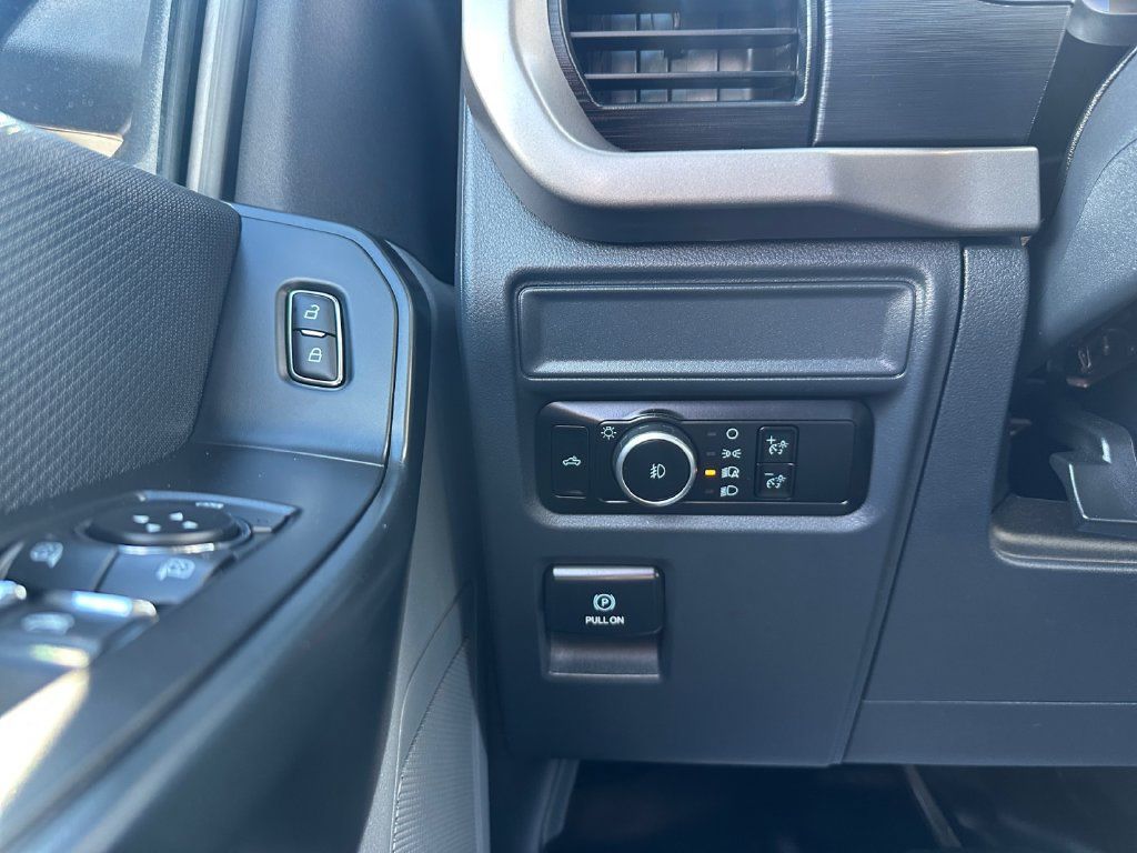 Used 2024 Ford F150 XL w/ Equipment Group 103A High RWD image 24