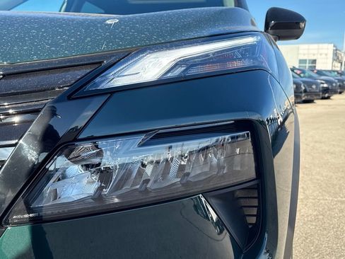 New 2026 Nissan Rogue SV image 11