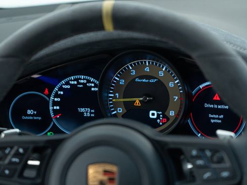 Certified 2023 Porsche Cayenne Turbo GT AWD/4WD image 31