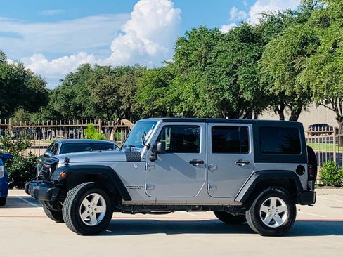 Used 2014 Jeep Wrangler Unlimited Sport w/ Quick Order Package 24S AWD/4WD image 7