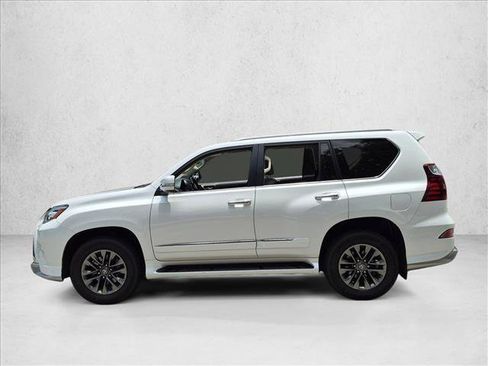 Used 2017 Lexus GX 460 Luxury AWD/4WD image 5