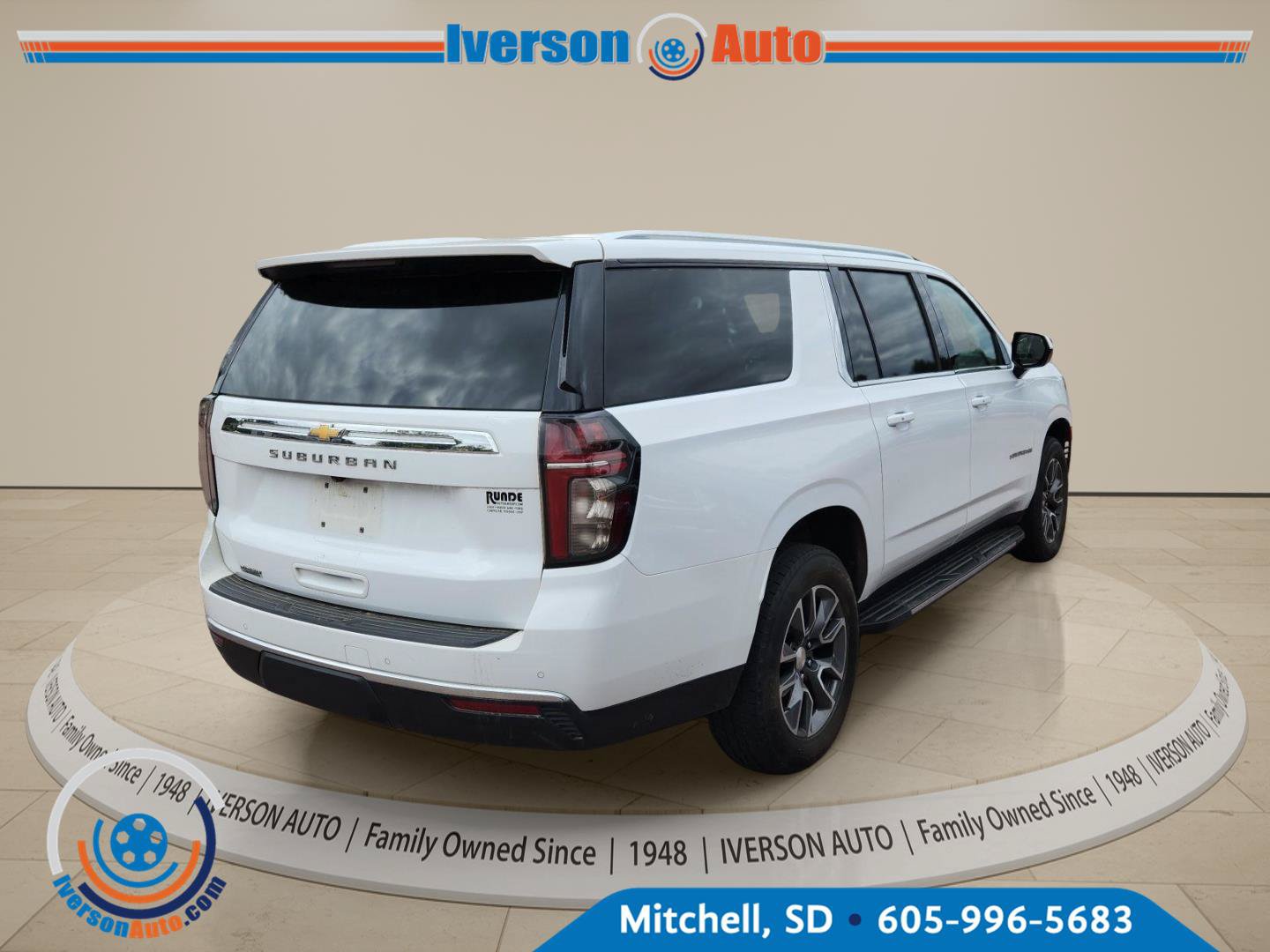 Used 2023 Chevrolet Suburban LS w/ Max Trailering Package AWD/4WD image 4