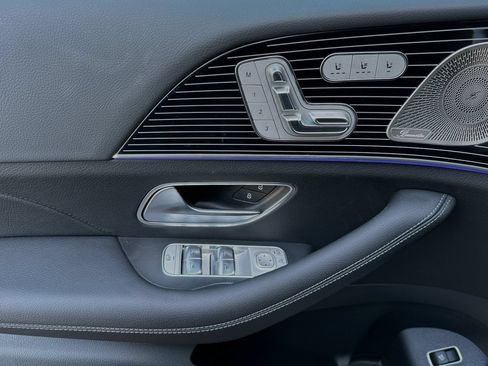 New 2024 Mercedes-Benz GLS 450 4MATIC image 13