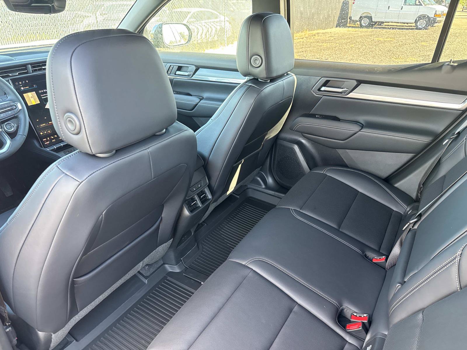 New 2027 GMC Terrain Elevation FWD image 14