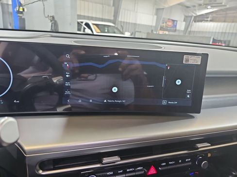 New 2026 Hyundai Ioniq 9 SE w/ Tow & Go Package image 23