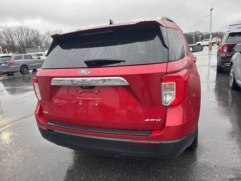 Certified 2023 Ford Explorer XLT image 18