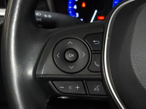 Used 2020 Toyota Corolla XSE image 25