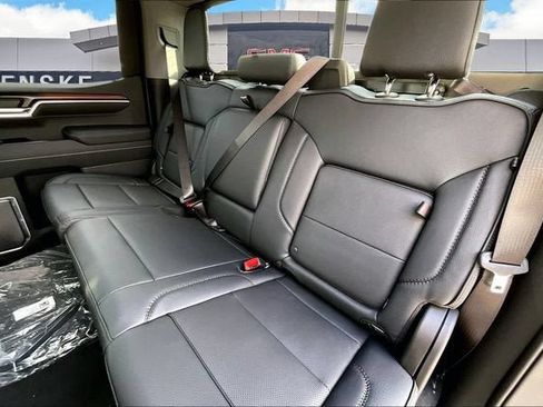 New 2026 GMC Sierra 1500 Denali w/ Technology Package AWD/4WD image 11