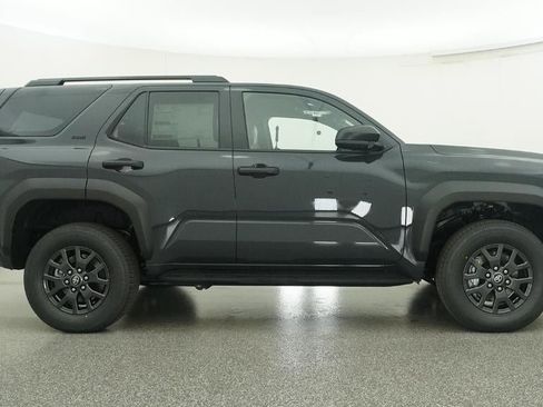 New 2026 Toyota 4Runner SR5 AWD/4WD image 60
