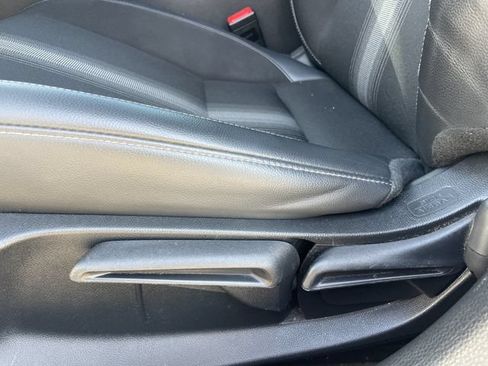 Certified 2022 Honda Civic Sport image 25