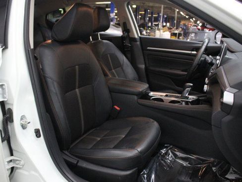 Used 2023 Nissan Altima 2.5 SR AWD/4WD image 23