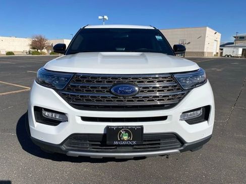 Used 2024 Ford Explorer King Ranch image 9