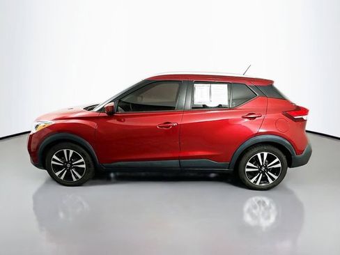 Used 2020 Nissan Kicks SV image 4