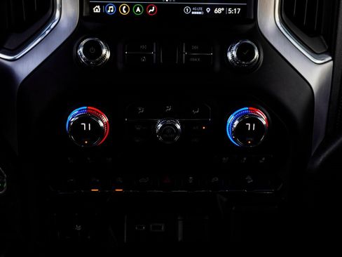 Used 2021 GMC Sierra 1500 SLT w/ SLT Premium Plus Package image 26