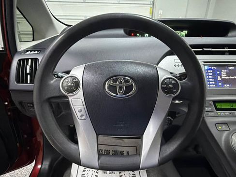 Used 2014 Toyota Prius Two image 15