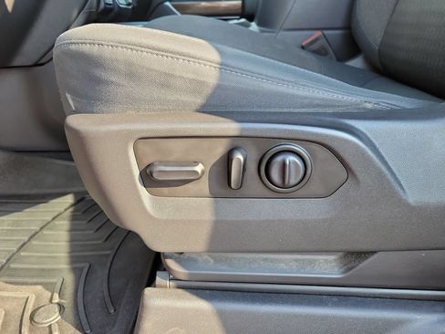 Used 2019 Chevrolet Silverado 1500 RST w/ All-Star Edition AWD/4WD image 21