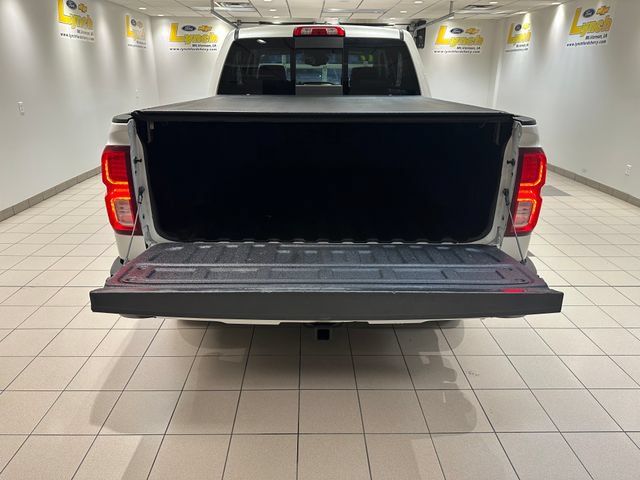 Used 2017 Chevrolet Silverado 1500 High Country AWD/4WD image 22