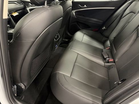 New 2026 Genesis G70 2.5T image 23