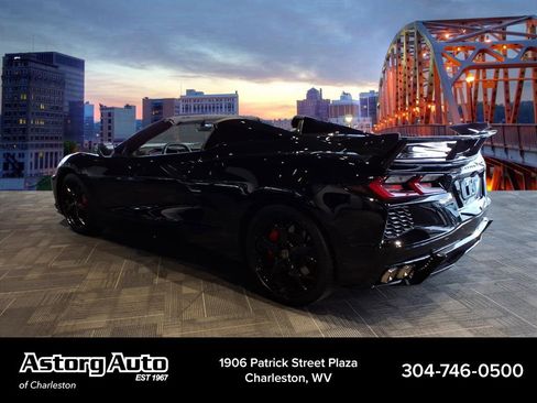 Used 2021 Chevrolet Corvette Stingray Premium Conv w/ Z51 Performance Package image 5