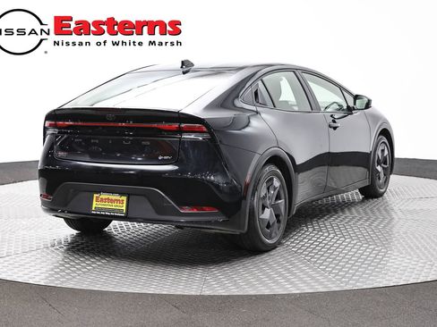 Used 2023 Toyota Prius LE FWD image 5